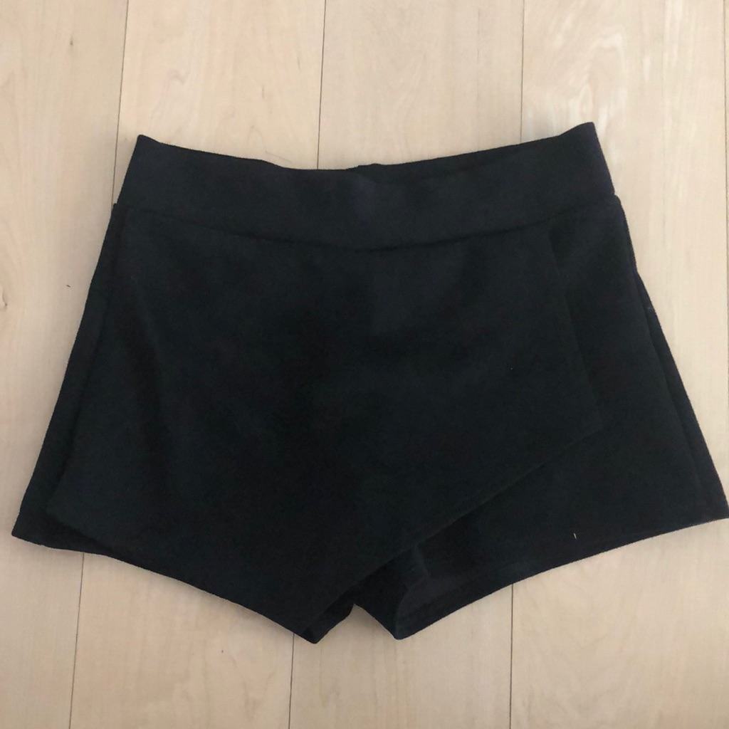 Envelope Skort